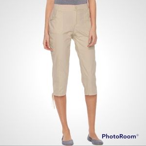 Old Navy Khaki Capri/Long Pants.